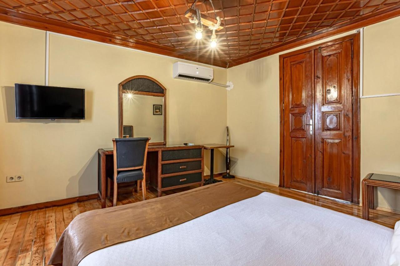 Sari Konak Antalya Kültér fotó