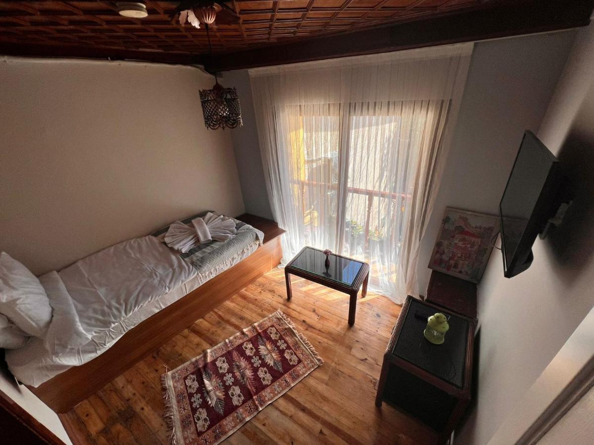Sari Konak Antalya Kültér fotó